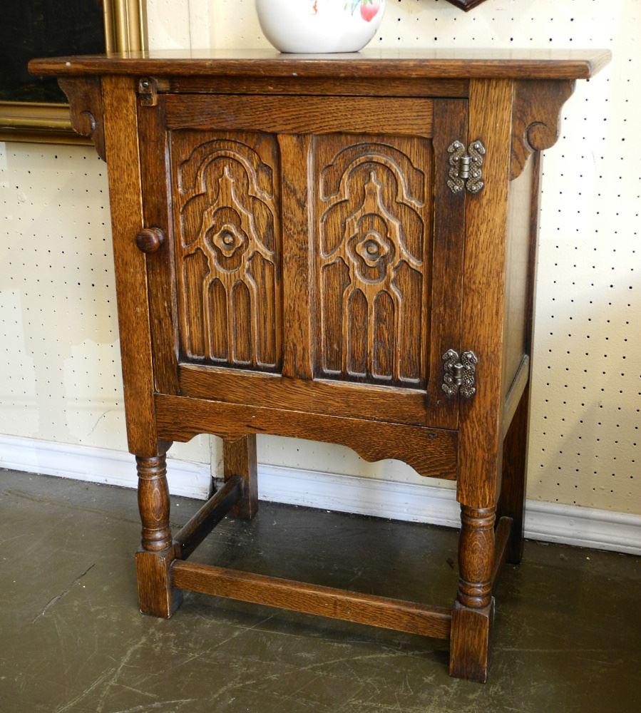 Oak Liquor Cabinet, 28" high.: Oak Liquor Cabinet, 28" high.