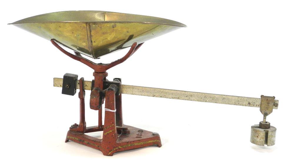 Counter Top Scale, 11" High. (1 of 2)