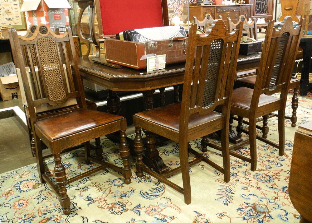 Walnut Dining Room Table & Chairs. (1 of 3)