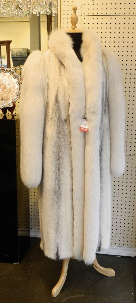 Silver Fox & Mink Full Length Ladies Fur Coat, Size 8. (1 of 2)
