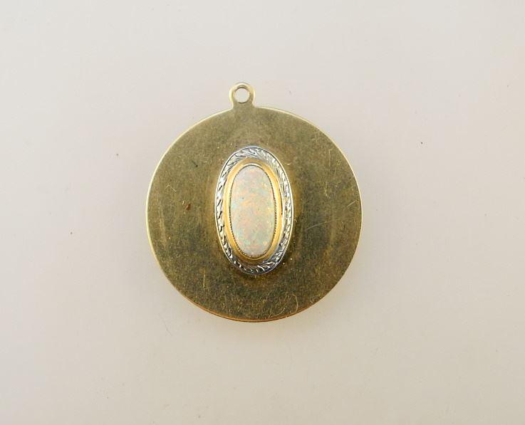 14K Yellow & White Gold Opal Pendant, TW:3.86 Grams. (1 of 2)