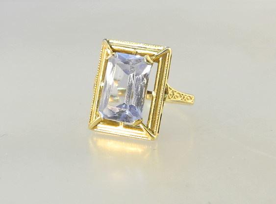 14K (Marked 585) Gold & Aquamarine Ring, Size 8, TW:6.64 Grams. (1 of 6)
