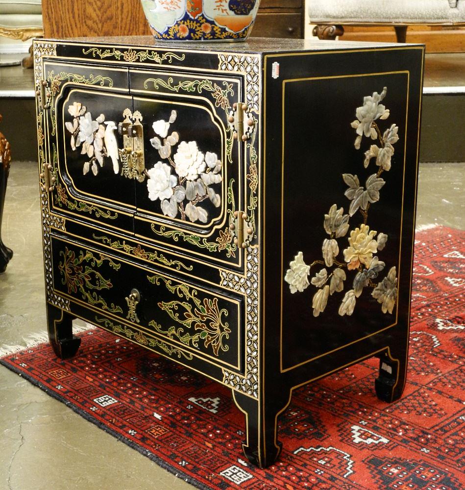 Chinese Black Lacquer & Coromandel Side Cabinet. (1 of 2)