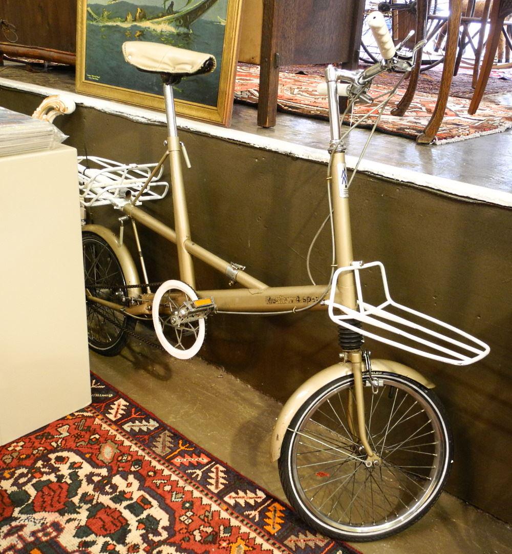 Vintage Moulton Adult Size Bicycle. (1 of 4)