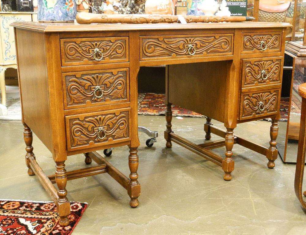 Vintage Krug-Style Walnut Double Pedestal Desk, 48" Wide.: Vintage Krug-Style Walnut Double Pedestal Desk, 48" Wide.