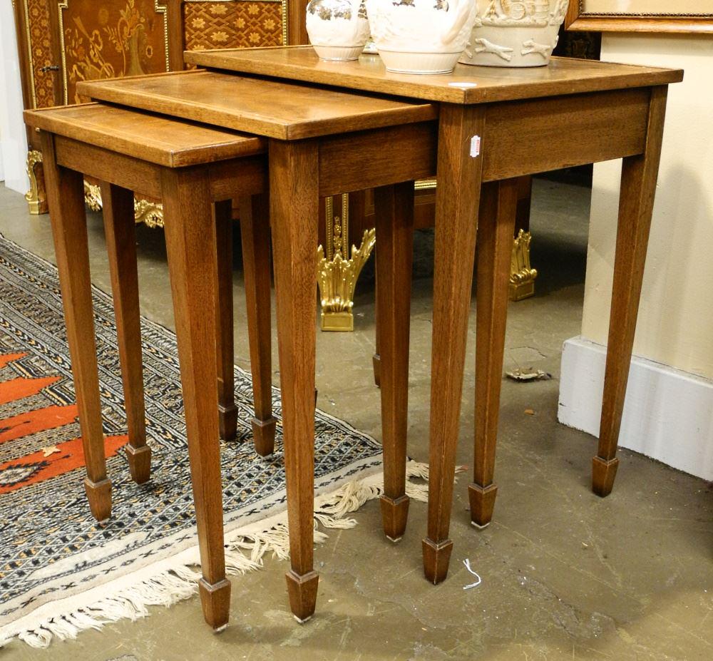 Trio of Banded Mahogany Nesting Tables, Eaton's / College St. Label.: Trio of Banded Mahogany Nesting Tables, Eaton's / College St. Label.
