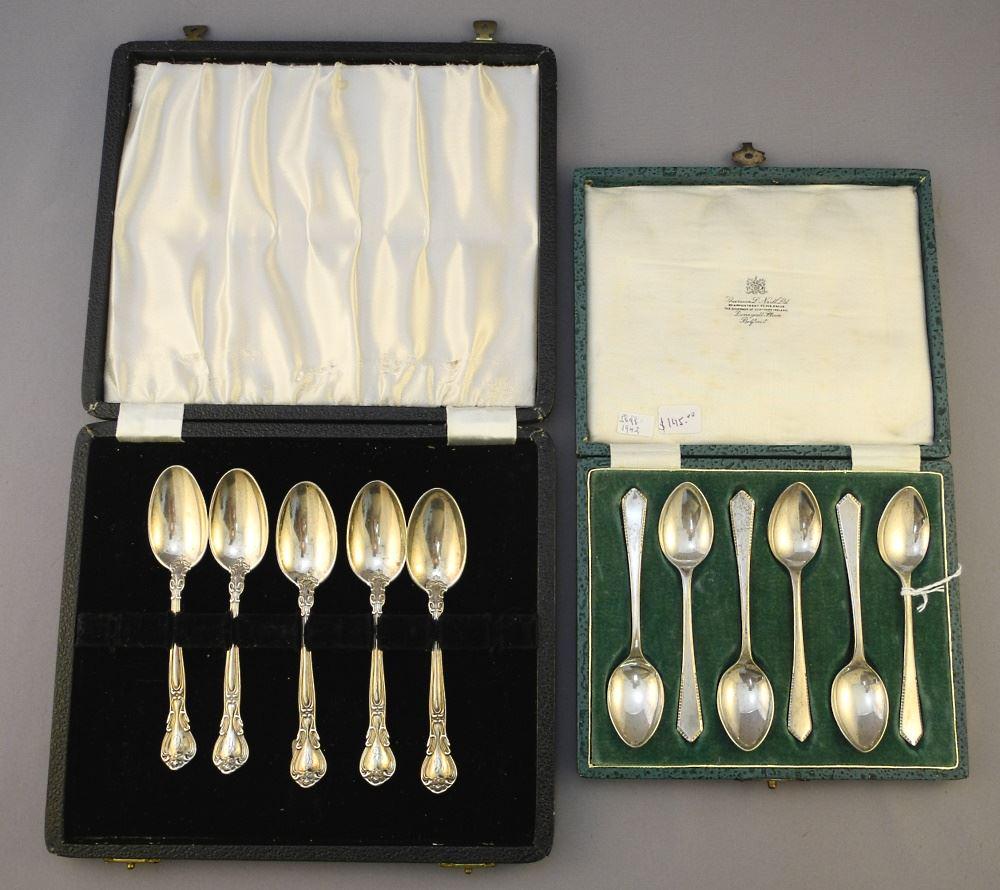 Cased Set of 6 Sheffield 1942 Sterling Coffee Spoons with 6 Birks Teaspoons. (1 of 5)
