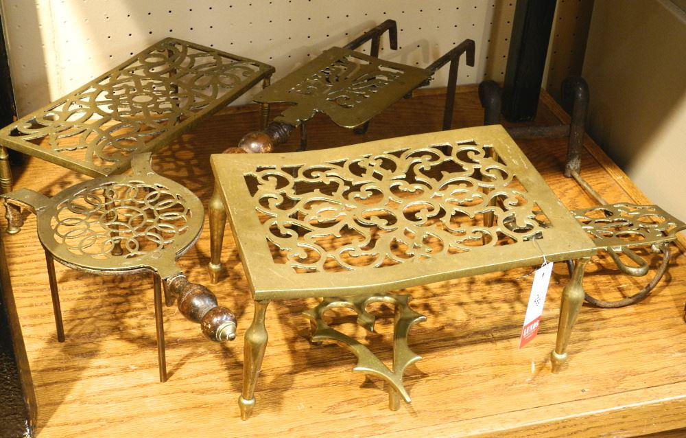 6 Various Brass Footmen & Trivets, Largest 11 5/8" Wide: 6 Various Brass Footmen & Trivets, Largest 11 5/8" Wide