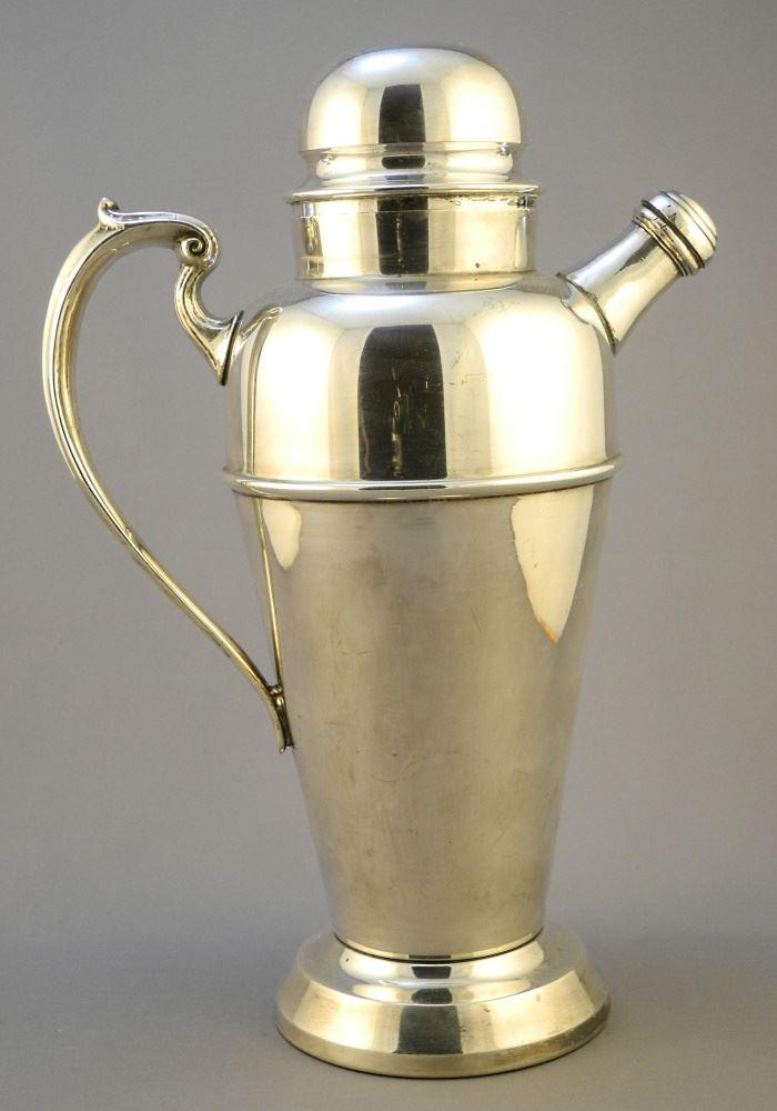 Silver Plate Cocktail Shaker, 11" High. (1 of 3)