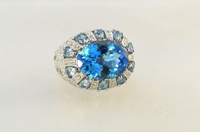 14K (Marked) White Gold & Modified Oval Natural Blue Topaz, TW:11.2 Gr. (1 of 4)