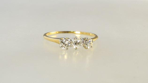 18K (Marked) Yellow Gold Trinity Ring, Size 6 3/4, 1.72 Grams.: 18K (Marked) Yellow Gold Trinity Ring, Size 6 3/4, 1.72 Grams.