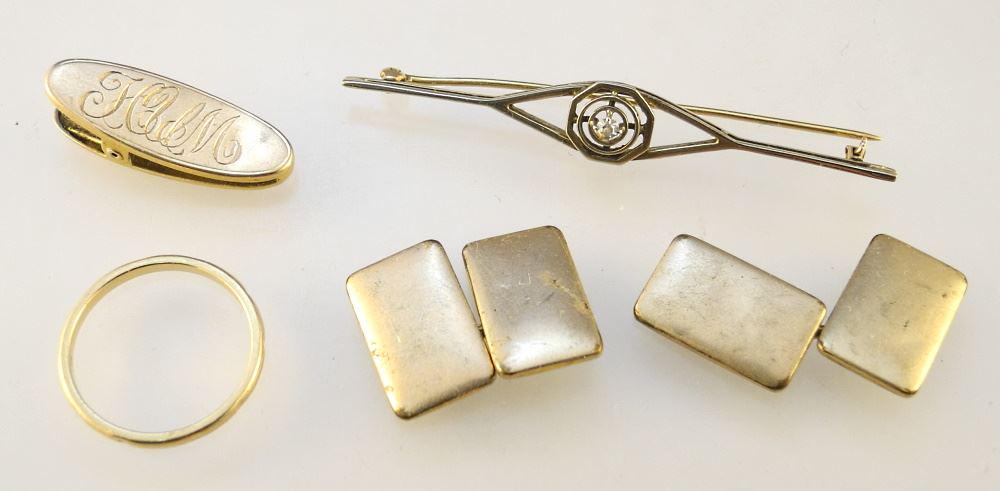 Jewellery Group: 10K Pin, 14K Ring, White & Yellow Brooch, Cufflinks, TW:10.44 Grams. (1 of 1)