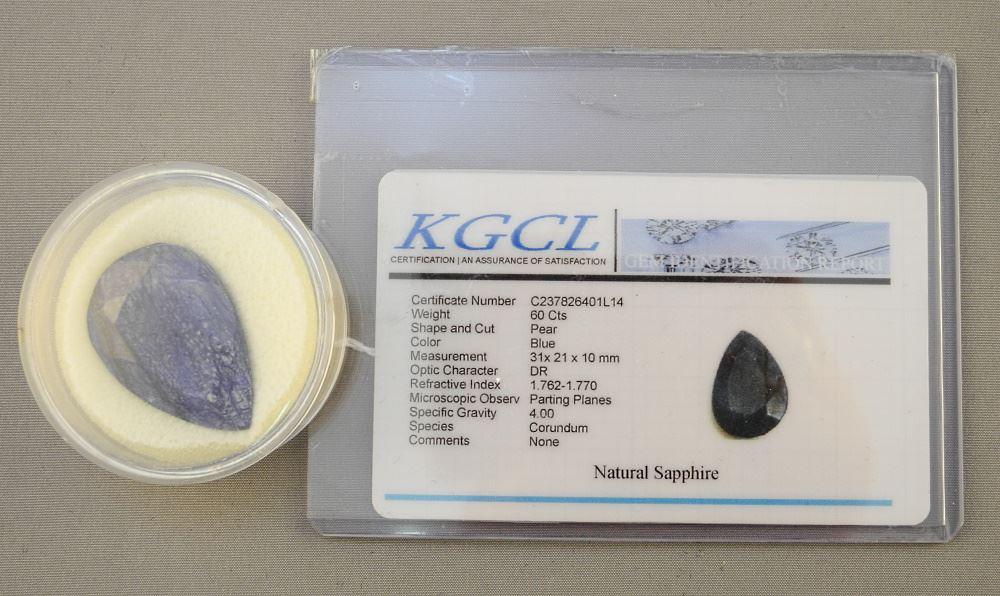 Certified 60Ct Natural Blue Sapphire Gemstone.: Certified 60Ct Natural Blue Sapphire Gemstone.