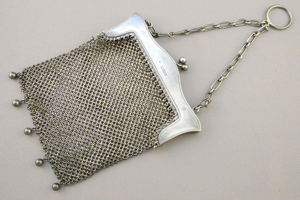 925 Silver Mesh Purse with Import Hallmarks, 4" Wide, Approx. 77 Grams: 925 Silver Mesh Purse with Import Hallmarks, 4" Wide, Approx. 77 Grams