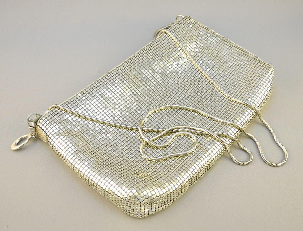 Vintage Silver Metal Mesh Purse, 9" Wide. (1 of 2)