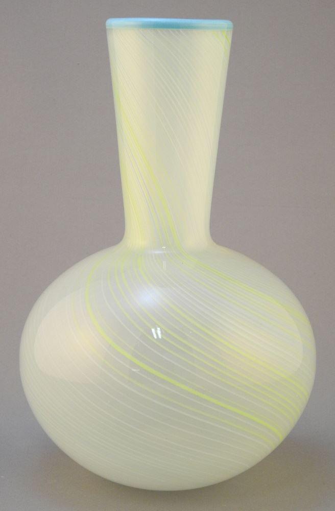 Barovier & Toso Art Glass Vase, 9" High.: Barovier & Toso Art Glass Vase, 9" High.