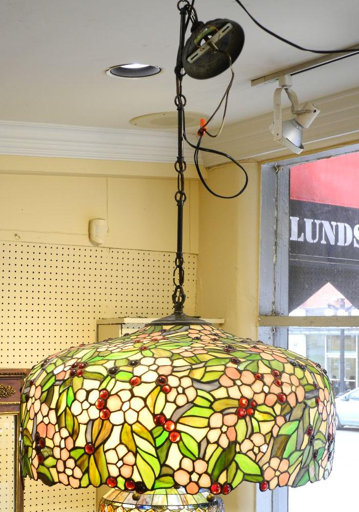 Quezel Leaded Glass Swag Lamp, 22" High. (1 of 5)