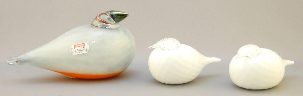 3 Iittala Glass Birds, Design: Oiva Toikka 6 & 3 3/4" L.: 3 Iittala Glass Birds, Design: Oiva Toikka 6 & 3 3/4" L.