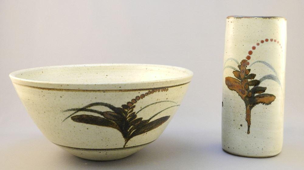 2 Pieces of David Leach Art Pottery, St. Ives Cornwall, 9 1/4" Diameter. (1 of 7)