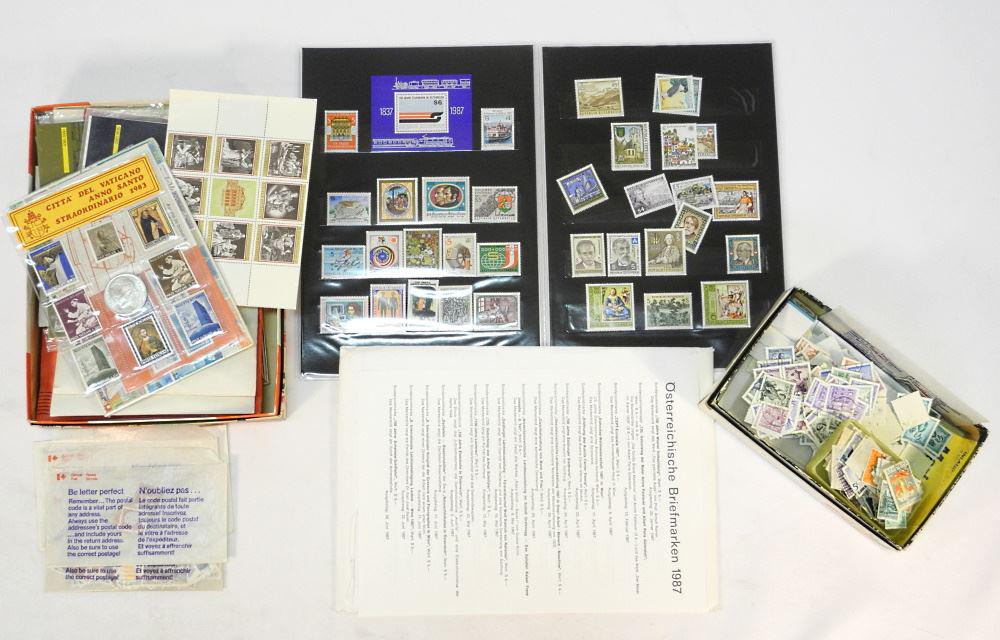 Collection of Stamps & Souvenir Albums, Canadian & Various (1 of 3)