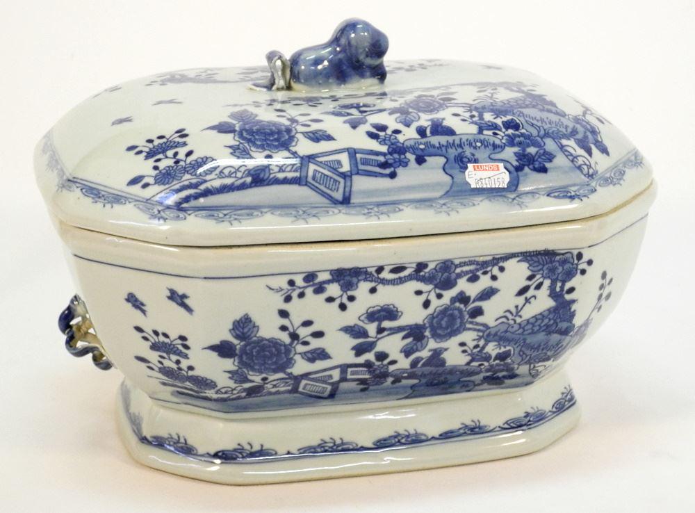 Chinese Blue & White Porcelain Covered Basin, 12" W. (1 of 3)