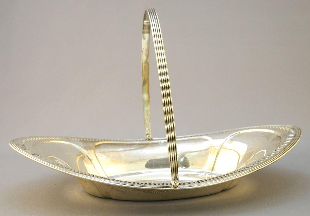 Sterling Silver Bread Server, 10 1/2" - 220 grams. (1 of 4)