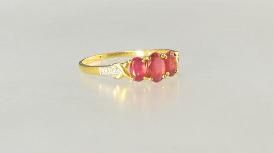 Unmarked Gold (Tested 18-22K) & Ruby Ring, 1.22gr and Size 8. (1 of 3)