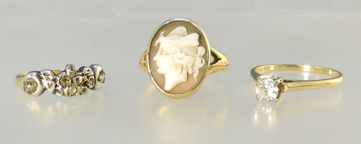 3 Gold Tone Rings: Cameo / Solitaire / Antique, Sizes 4/ 7 1/2 / 5 TW 8Gr (1 of 2)
