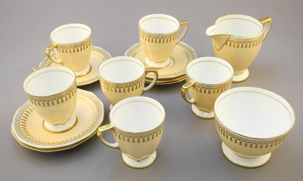 6 Spode Copelands Demitasse Cups & Saucers with Cream & Sugar ---: 6 Spode Copelands Demitasse Cups & Saucers with Cream & Sugar ---
