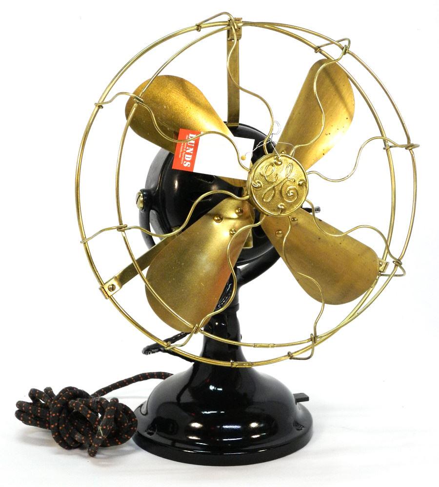 General Electric Table Fan Patent 1901, 18" high. (1 of 3)
