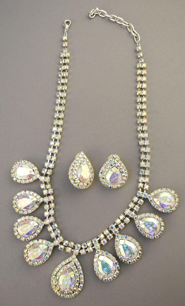 Costume Jewelry Necklace & Earrings, 19 1/2" L. (1 of 3)