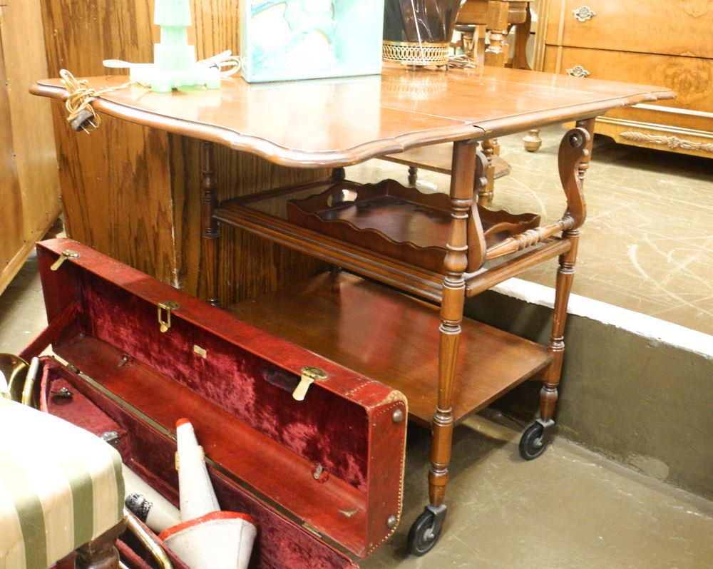 Imperial Grand Rapids Walnut Tea Wagon 27"Wide (1 of 2)