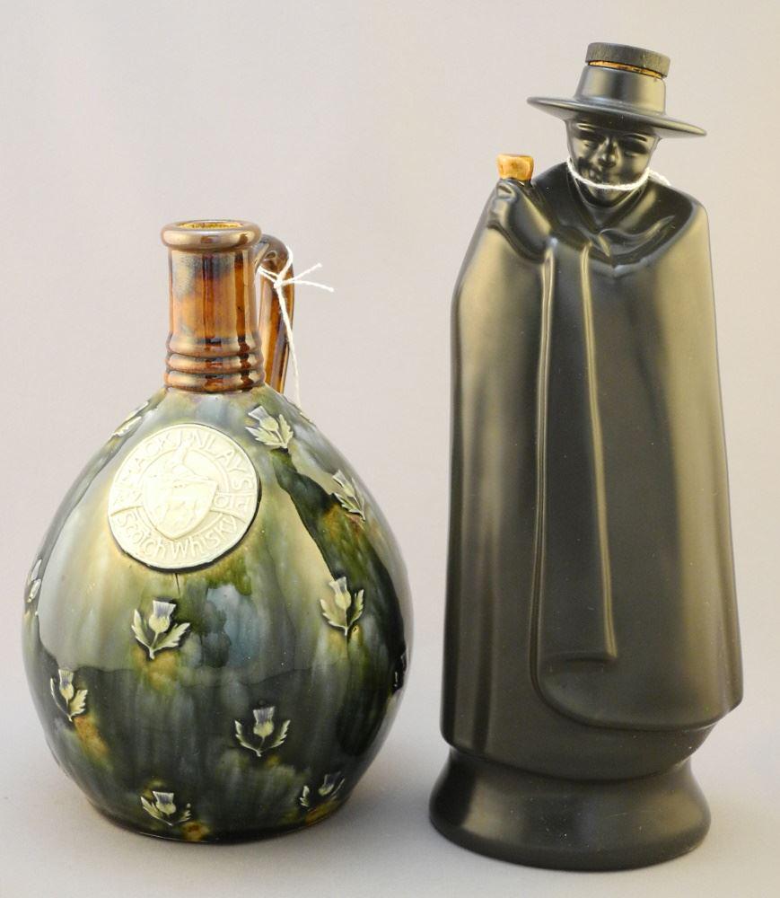 Wedgwood Sandeman Sherry Figure & Doulton Mackinlays Whiskey Jug (1 of 3)