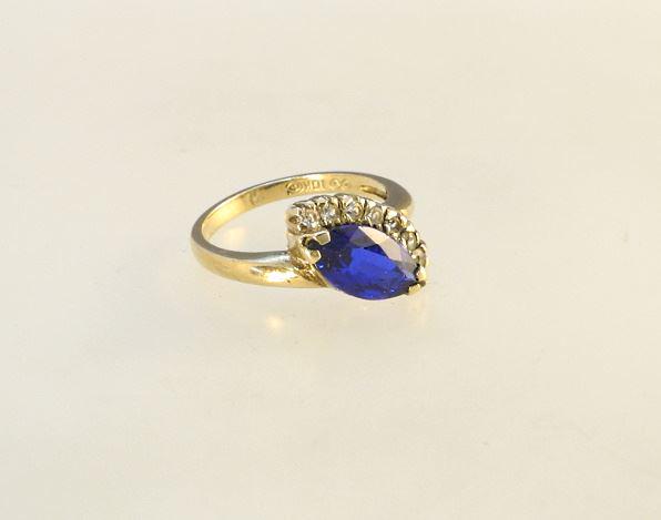 10K Gold & Blue Stone Ring, Size 5 1/2. (1 of 5)