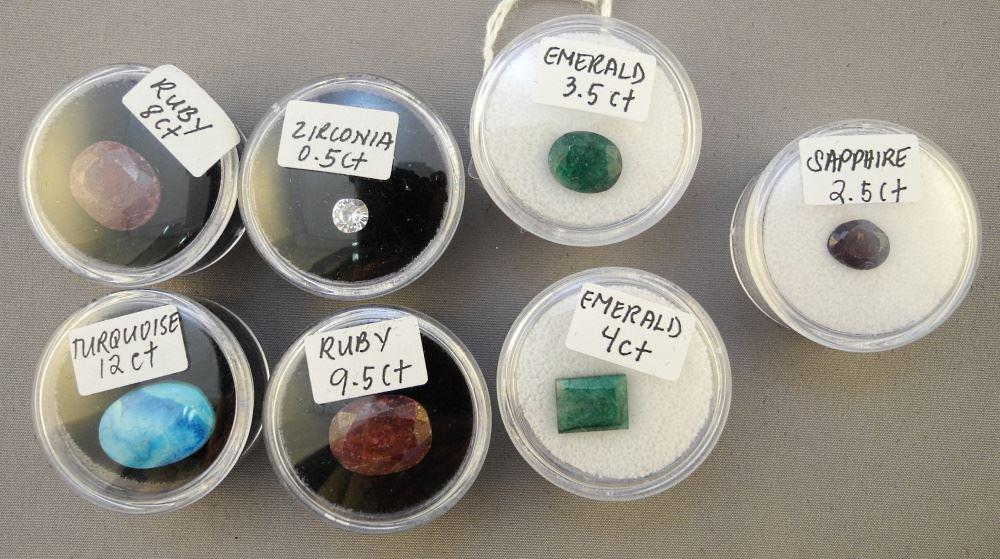 Lot of 7 Various Gemstones: Ruby/ Emerald/ Sapphire/ Turquoise & Cubic Zirconia. (1 of 1)