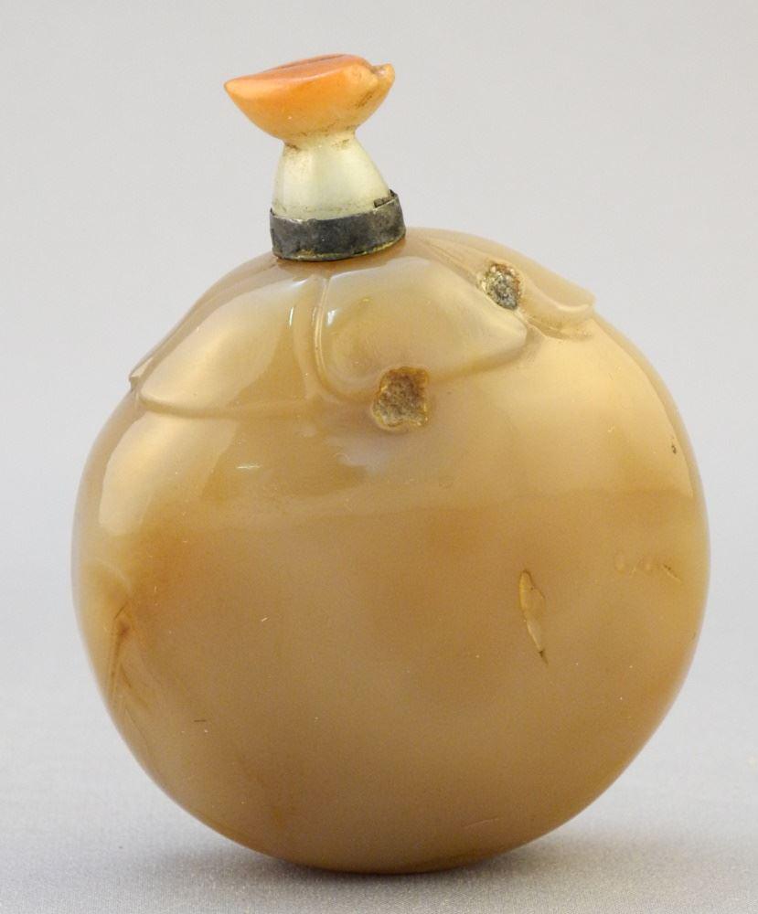Chinese Agate Snuff Bottle with Agate Stopper, 2 1/2"H. (1 of 8)