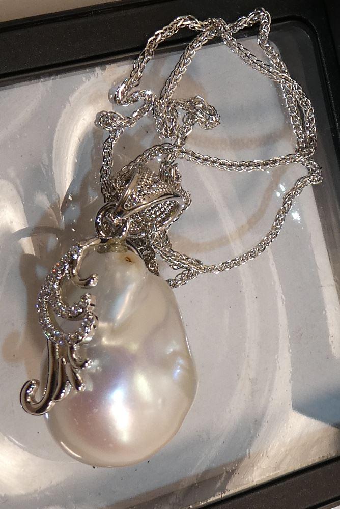 Sino-Japanese Natural Baroque Pearl Necklace with Sterling Silver Buckle, L 3/4". (1 of 5)