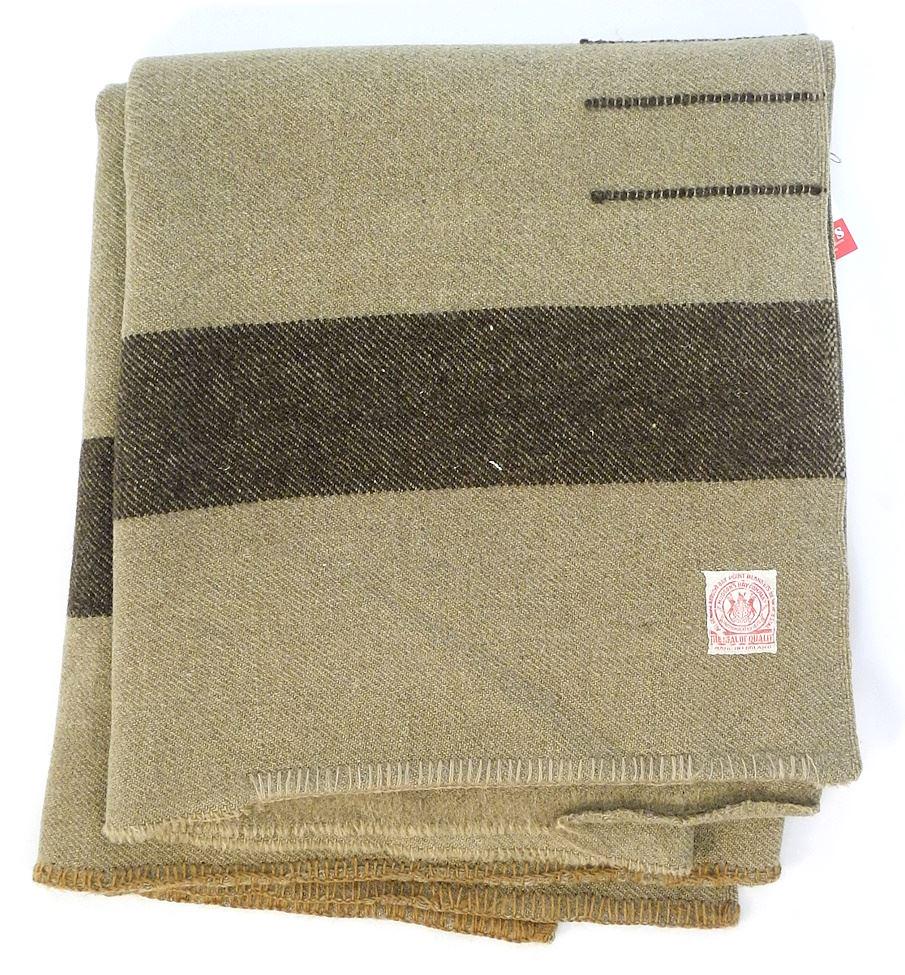 Vintage Hudson's Bay Company 3 Point Blanket C.1950's.: Vintage Hudson's Bay Company 3 Point Blanket C.1950's.