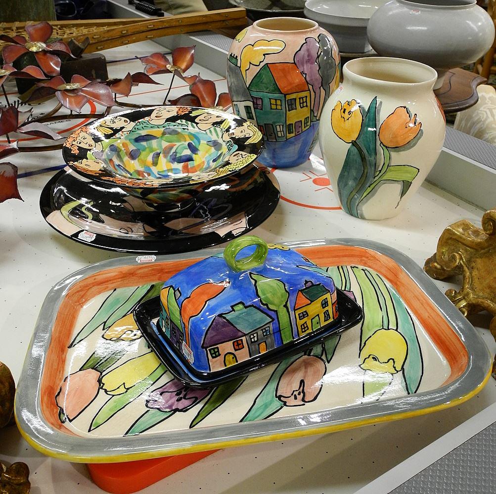 6 "Loud Ware" and other Vessels signed Jane Willingale (England), Platter 15"W.: 6 "Loud Ware" and other Vessels signed Jane Willingale (England), Platter 15"W.