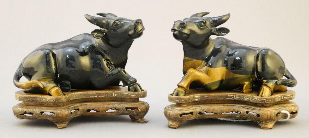 Pair of Chinese Tiger's Eye Oxen Carvings with Inlaid Stands & Case, 3 5/8" w. (1 of 6)
