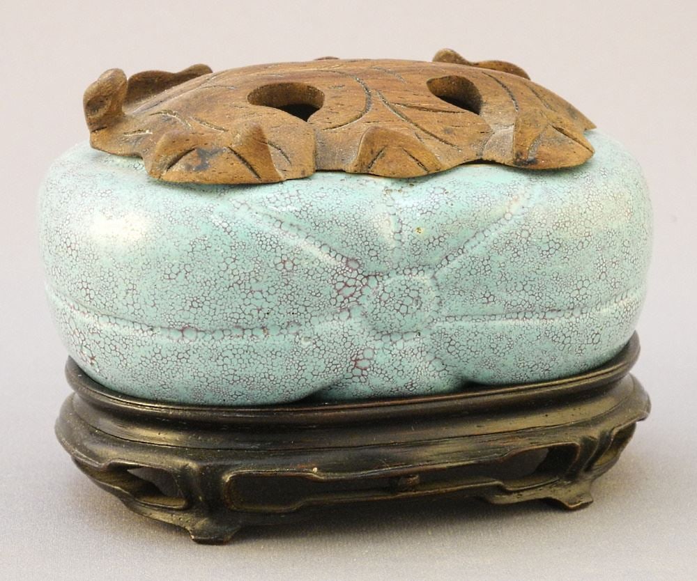 Chinese Qing Robin's Egg Blue Brush Washer with Cover on Stand, 1 .5/8 x  3 1/4 x 2 1/4". (1 of 9)