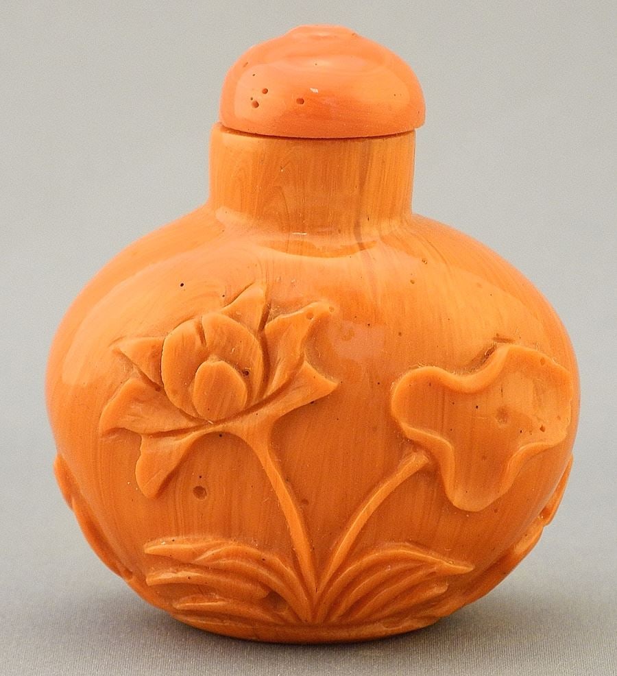 Chinese "Coral" Glass Snuff Bottle, 1 3/4" High: Chinese "Coral" Glass Snuff Bottle, 1 3/4" High