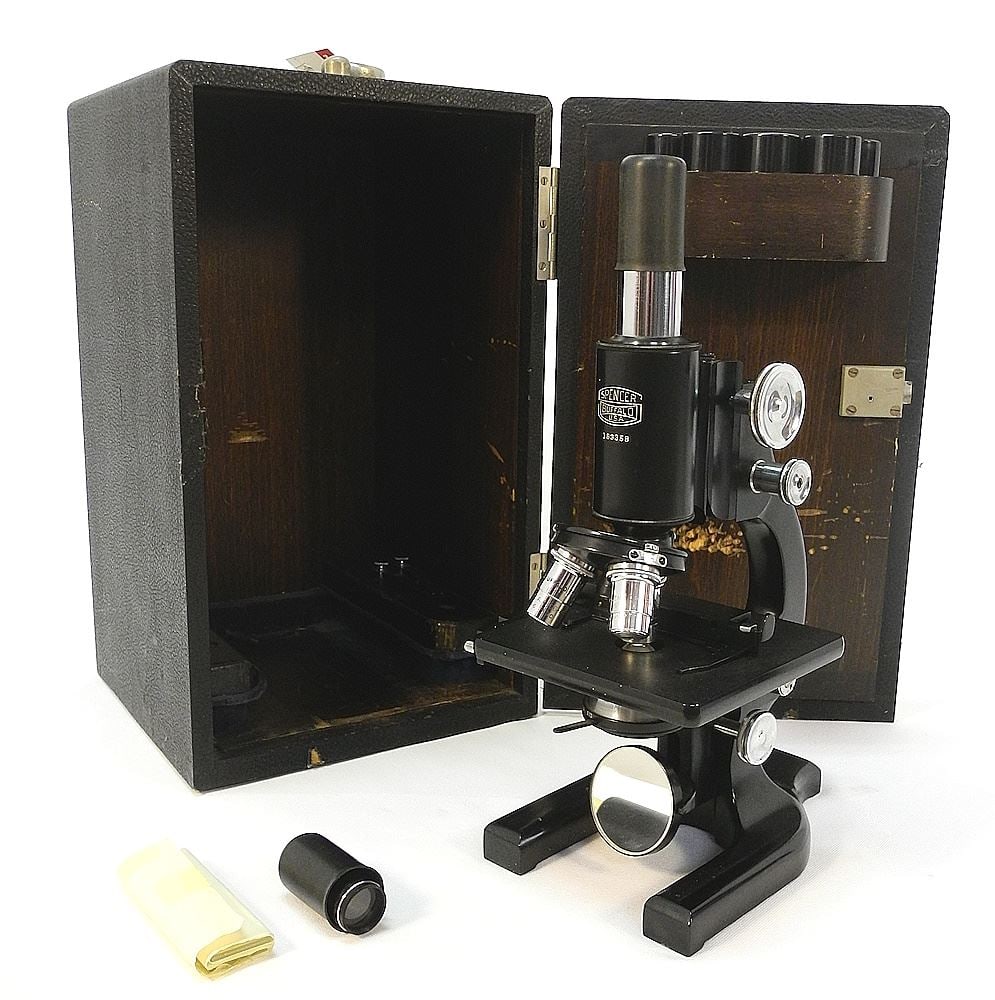 Spencer Buffalo USA 183358 Microscope in Case, 14 3/4" x 8 1/2" x 8 1/2". (1 of 4)