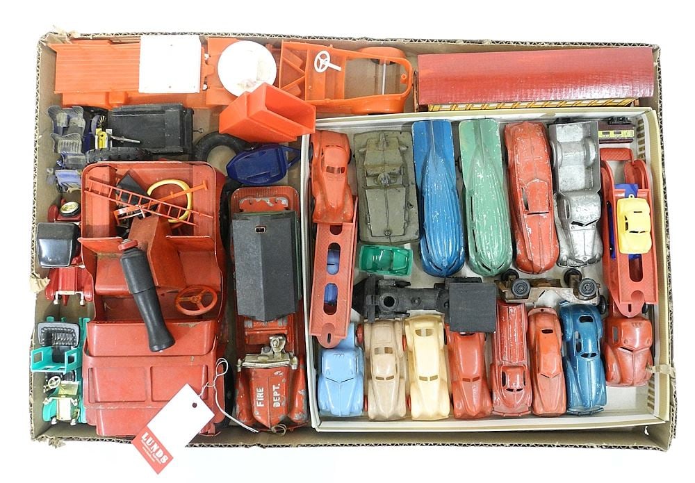 Collection of Various Vintage Toy Cars: Lapin / Cragstar / Wood Commodities. (1 of 1)