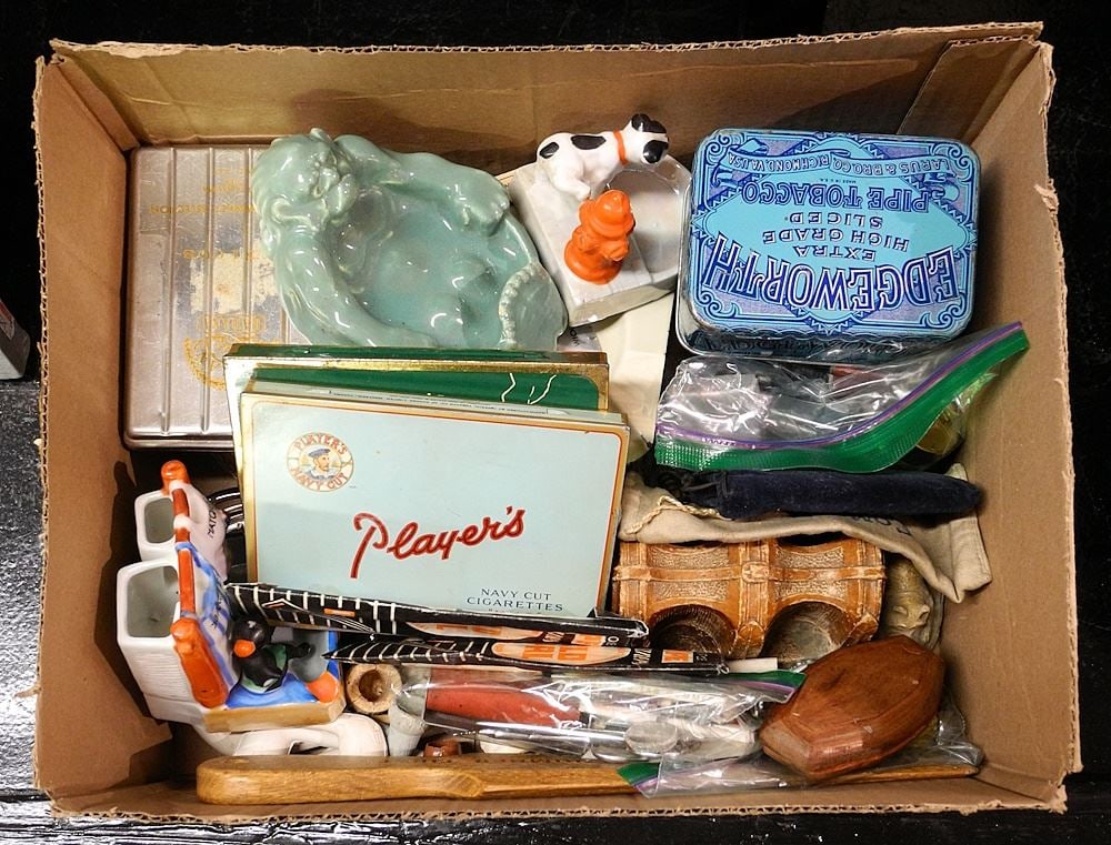 Collection of Vintage Smoking Paraphernalia: Ashtrays / Tins / Clay Pipes. (1 of 1)