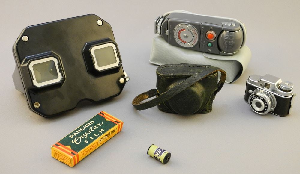 Speedex Miniature Camera with View Master & Honeywell Flash. (1 of 6)