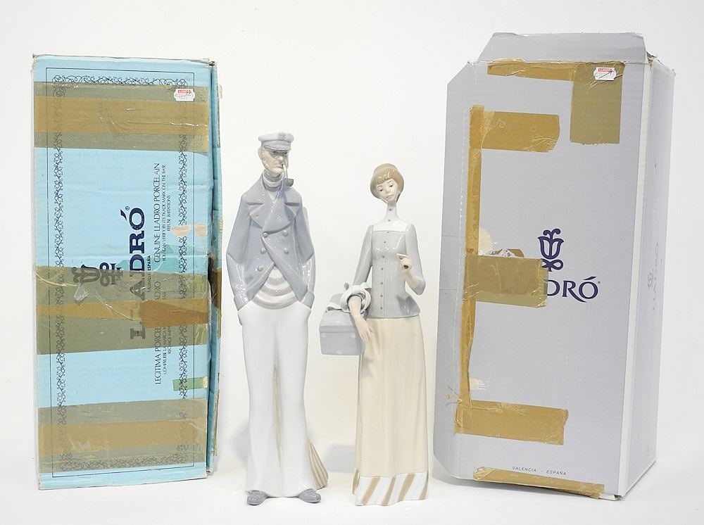 2 Lladro Figures: Gent & Lady (lady missing umbrella), Approximately 15" H. (1 of 4)