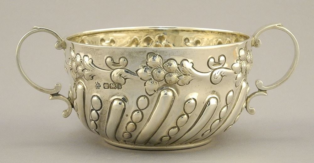Hallmarked Silver Bowl-Sheffield 190 4"D, 143 grams.: Hallmarked Silver Bowl-Sheffield 190 4"D, 143 grams.