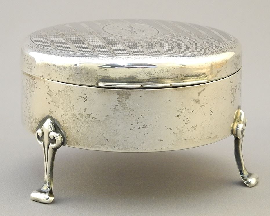 Birks Hallmarked Silver Dresser Box, 2 1/4 x 3 1/2" Diam., 190 Grams. (1 of 6)