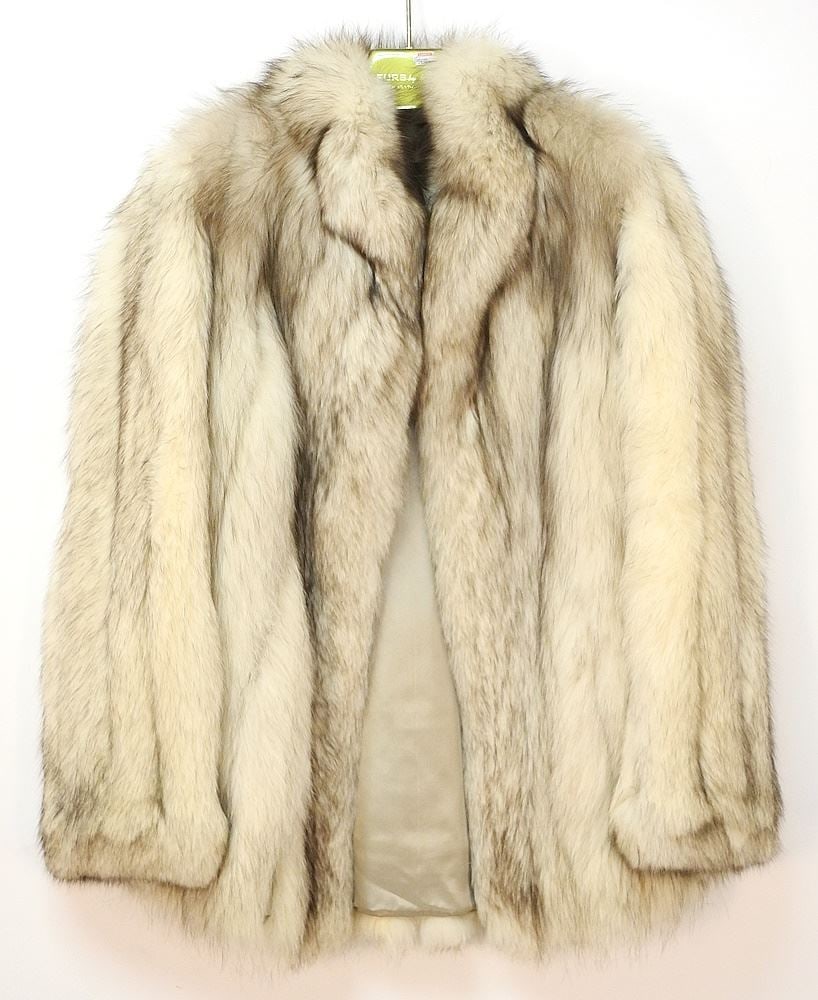 Furs by Marinoff New Westminster Fox Fur Coat.: Furs by Marinoff New Westminster Fox Fur Coat.